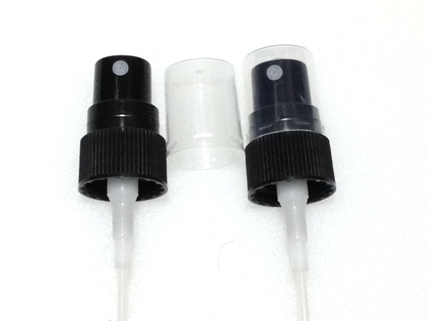 DIN 18 BLACK PUMP FOR 100 ML BOTTLE